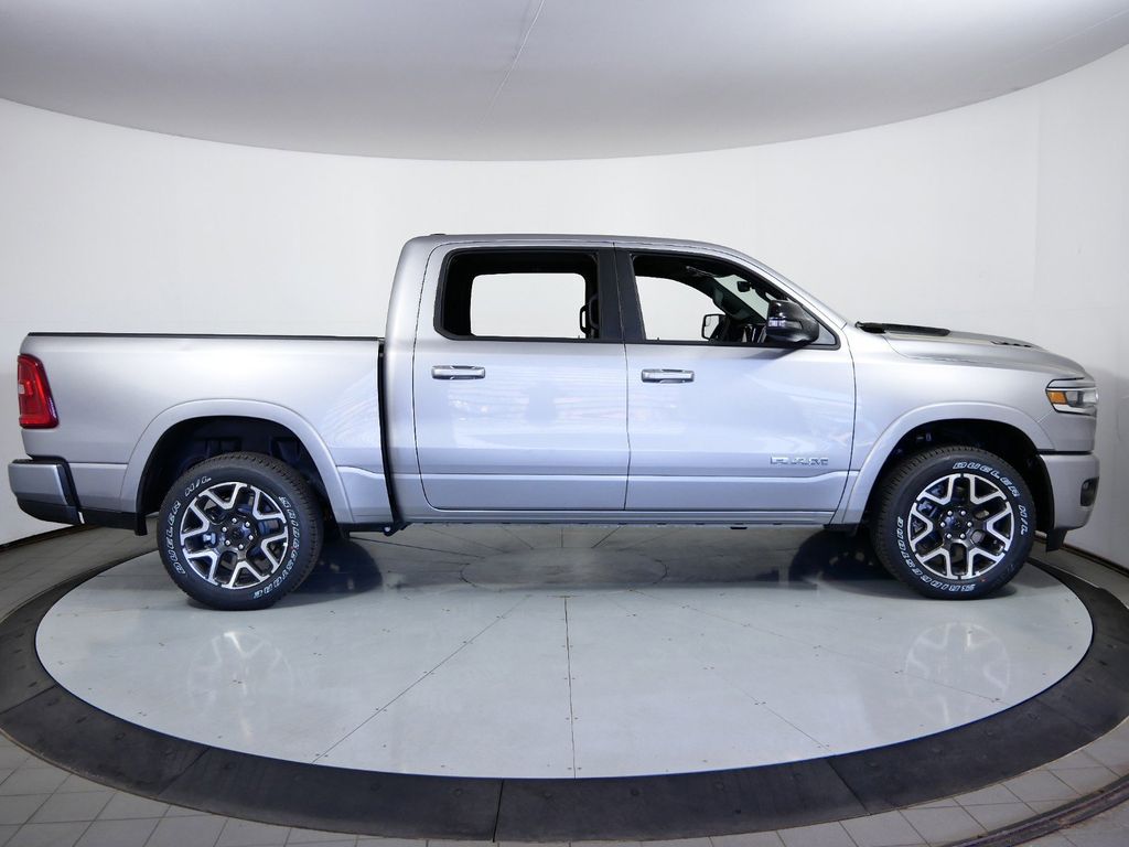 Thumbnail: 2025 RAM 1500 - 9