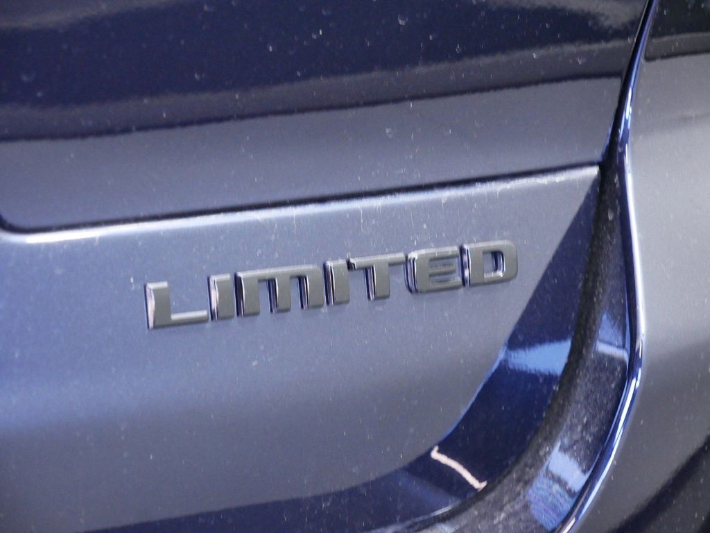 2025 Jeep Grand Cherokee L Limited Edition 14