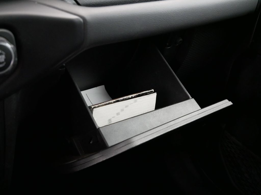 Thumbnail: 2022 Jeep Wrangler - 42