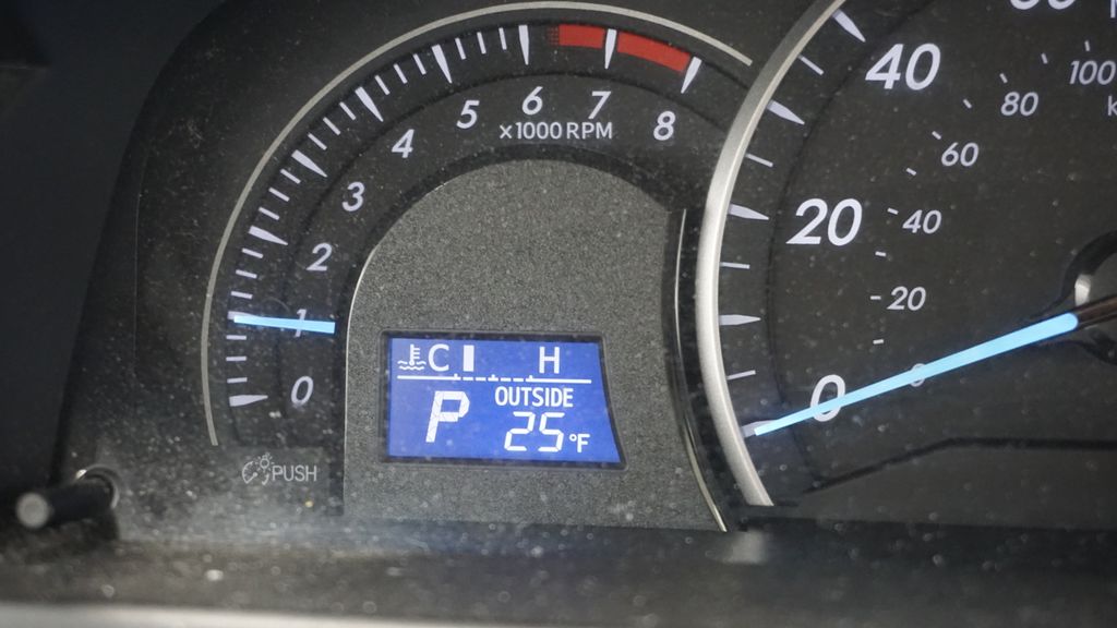 Thumbnail: 2013 Toyota Camry - 42