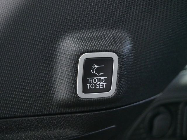 Thumbnail: 2024 Jeep Grand Cherokee - 28