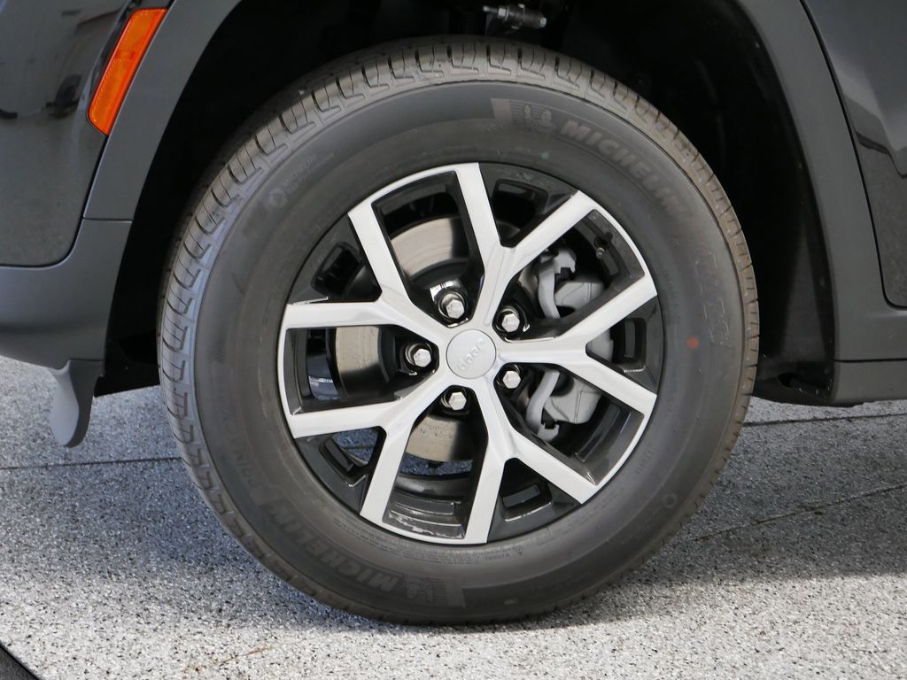 Thumbnail: 2025 Jeep Grand Cherokee - 51