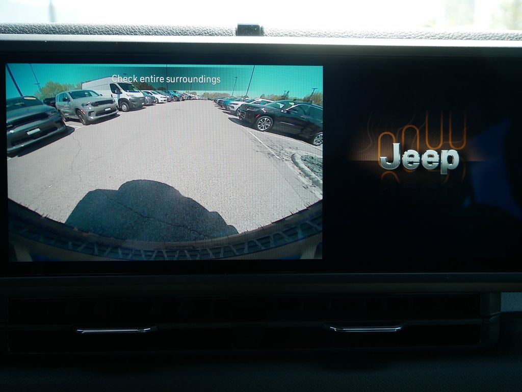 Thumbnail: 2025 Jeep Wrangler - 44