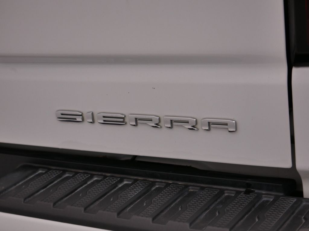 Thumbnail: 2023 GMC Sierra 1500 - 22