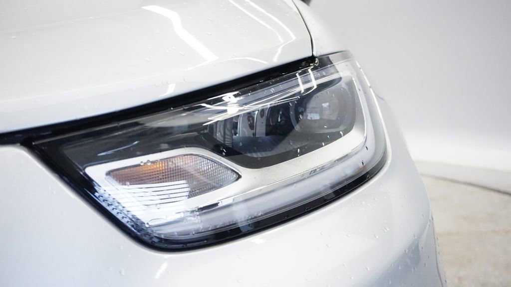 Thumbnail: 2024 Chrysler Pacifica - 9