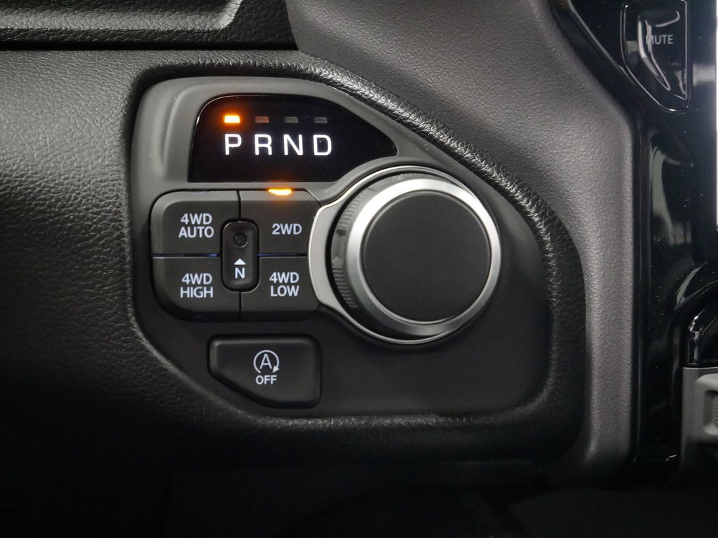 Thumbnail: 2026 RAM 1500 - 35