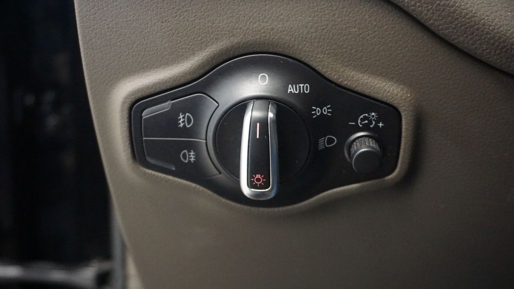 Thumbnail: 2017 Audi Q5 - 28