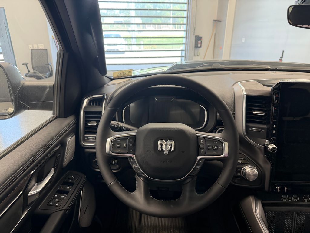 Thumbnail: 2026 RAM 1500 - 8