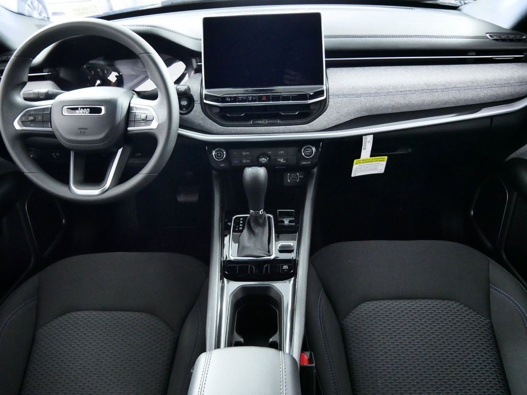 Thumbnail: 2024 Jeep Compass - 6