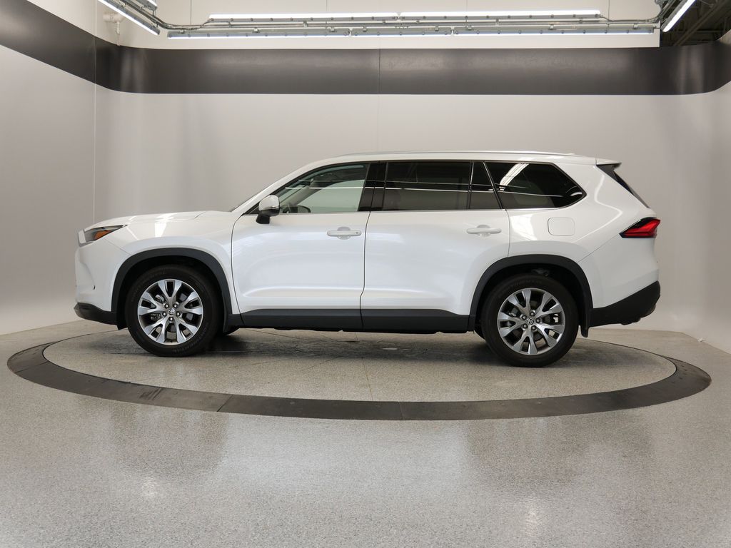 Thumbnail: 2024 Toyota Grand Highlander - 2