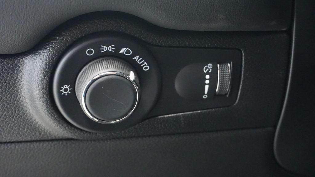 Thumbnail: 2026 Dodge Durango - 31