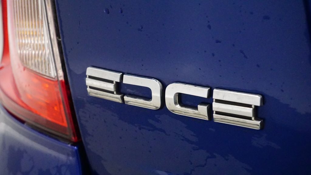 Thumbnail: 2013 Ford Edge - 13