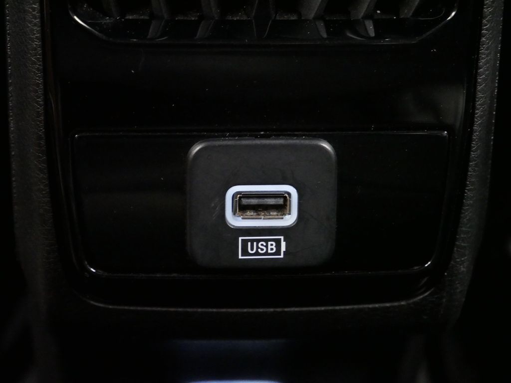 Thumbnail: 2023 Jeep Compass - 20