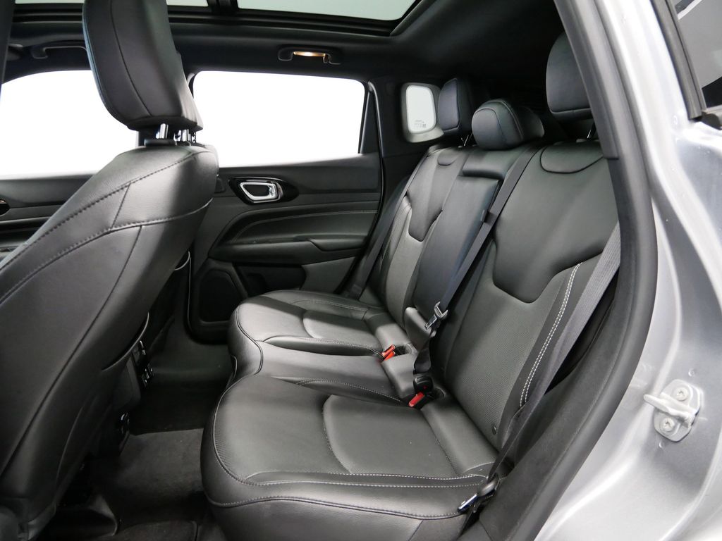 Thumbnail: 2022 Jeep Compass - 26