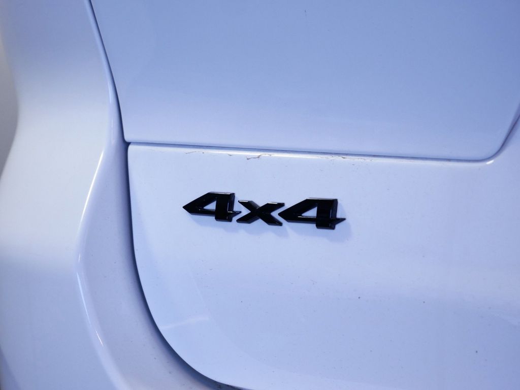 Thumbnail: 2025 Jeep Grand Cherokee L - 14