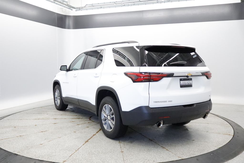 Thumbnail: 2022 Chevrolet Traverse - 3