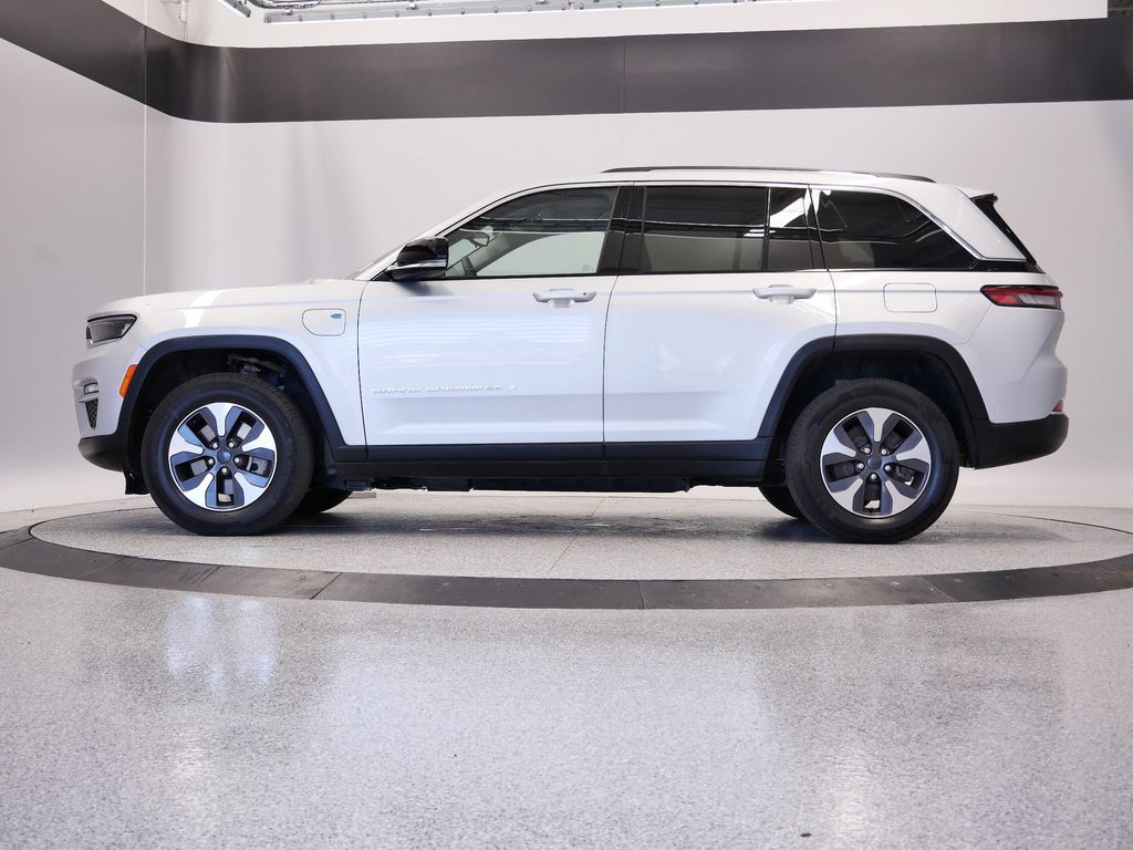 Thumbnail: 2022 Jeep Grand Cherokee - 2