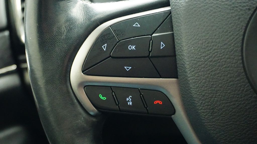 Thumbnail: 2020 Jeep Grand Cherokee - 36