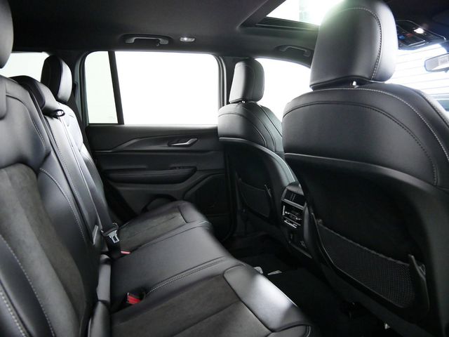 Thumbnail: 2024 Jeep Grand Cherokee - 26