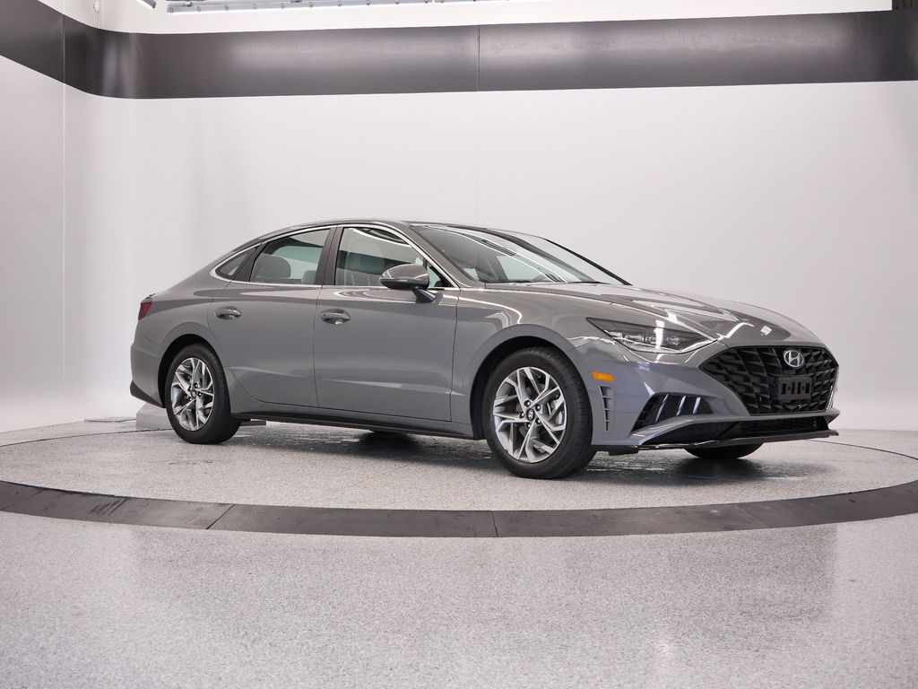 Thumbnail: 2023 Hyundai Sonata - 10