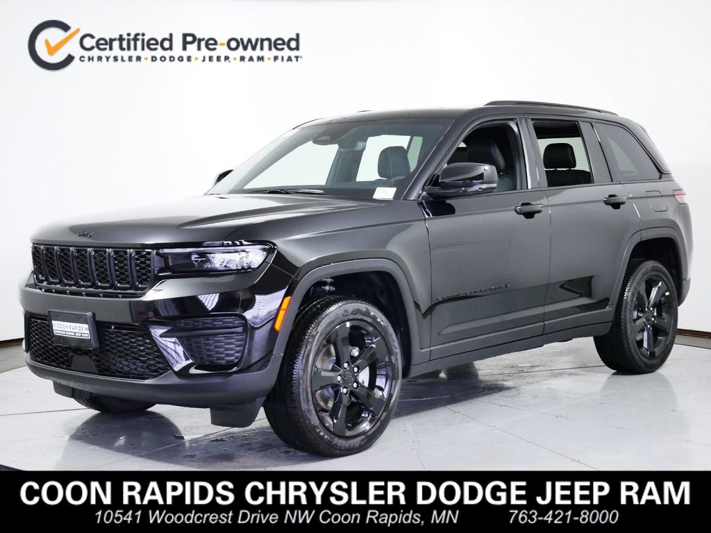 2024 Jeep Grand Cherokee Altitude -
                  Coon Rapids, MN