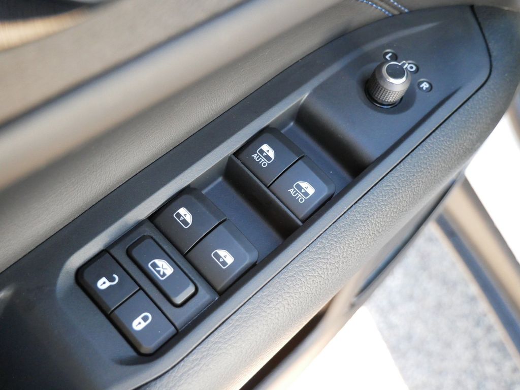 Thumbnail: 2026 Jeep Compass - 31