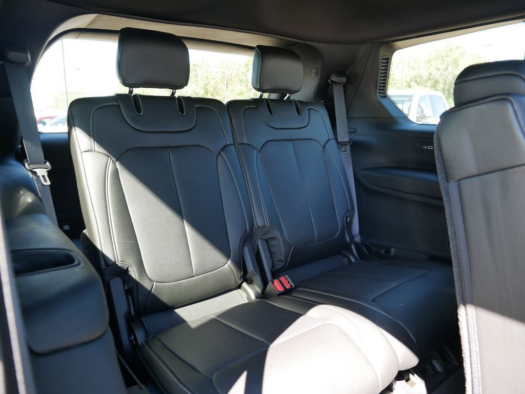 Thumbnail: 2025 Jeep Grand Cherokee L - 28