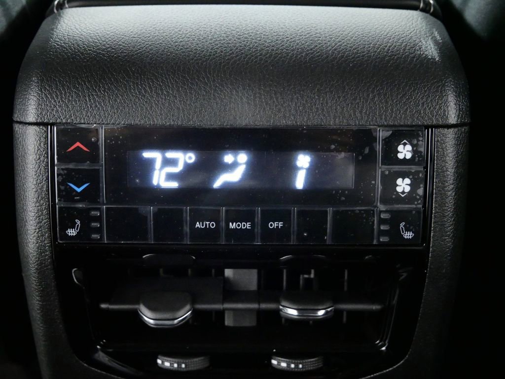 Thumbnail: 2025 Jeep Grand Cherokee L - 29