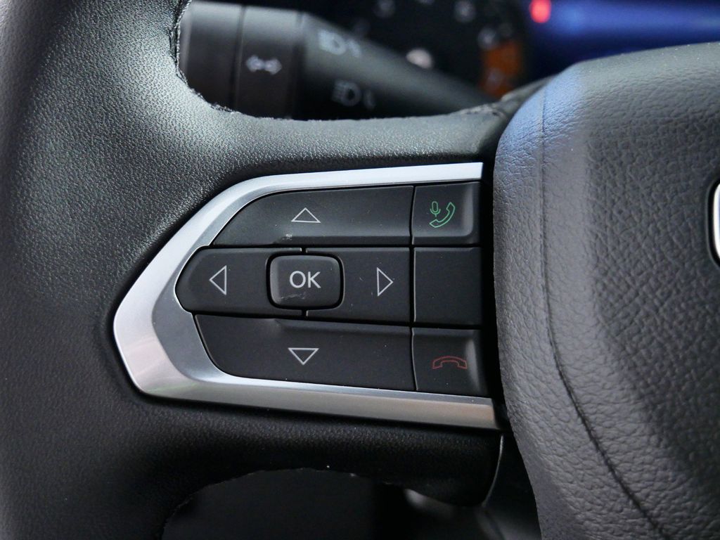 Thumbnail: 2024 Jeep Compass - 36