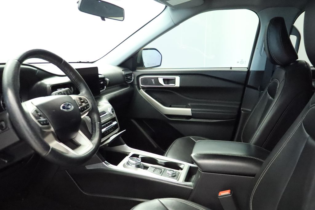 Thumbnail: 2023 Ford Explorer - 33