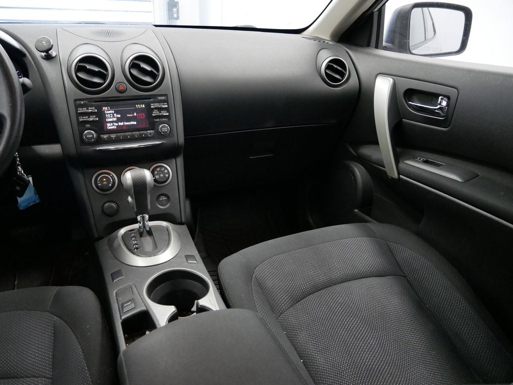 Thumbnail: 2014 Nissan Rogue - 26