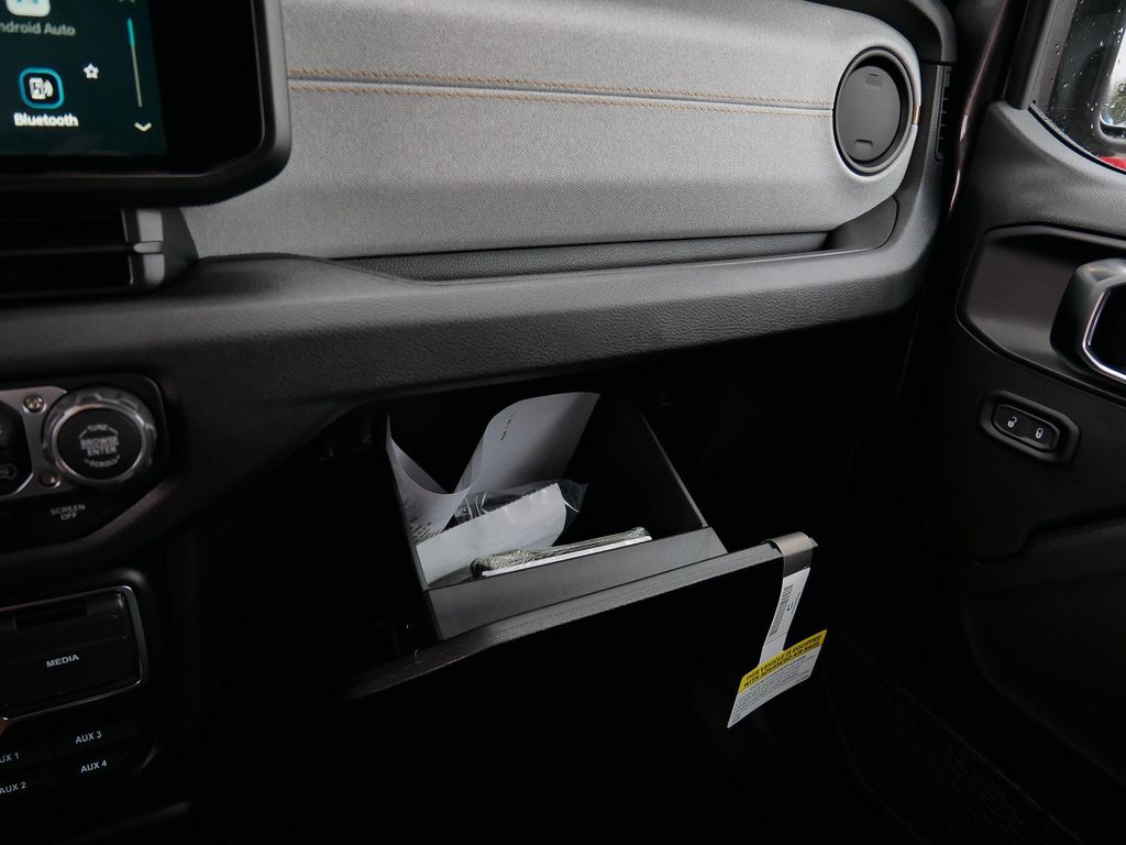 Thumbnail: 2026 Jeep Wrangler - 40