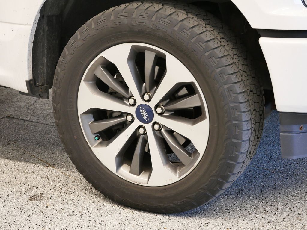 Thumbnail: 2019 Ford F-150 - 17