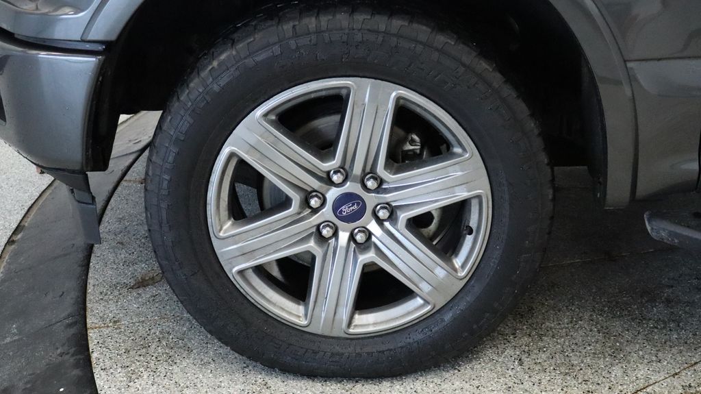 Thumbnail: 2018 Ford F-150 - 16