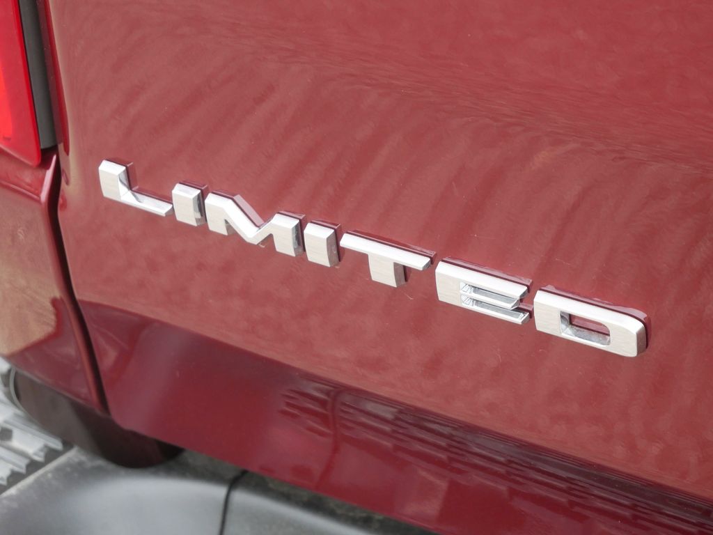 Thumbnail: 2025 RAM 1500 - 19