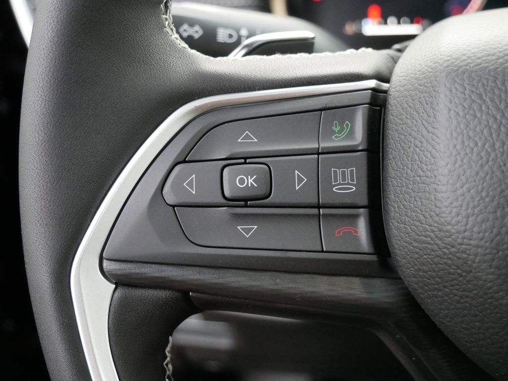 Thumbnail: 2025 Jeep Grand Cherokee L - 39