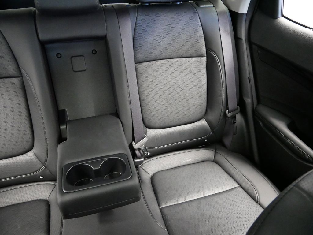 Thumbnail: 2022 Kia Seltos - 22