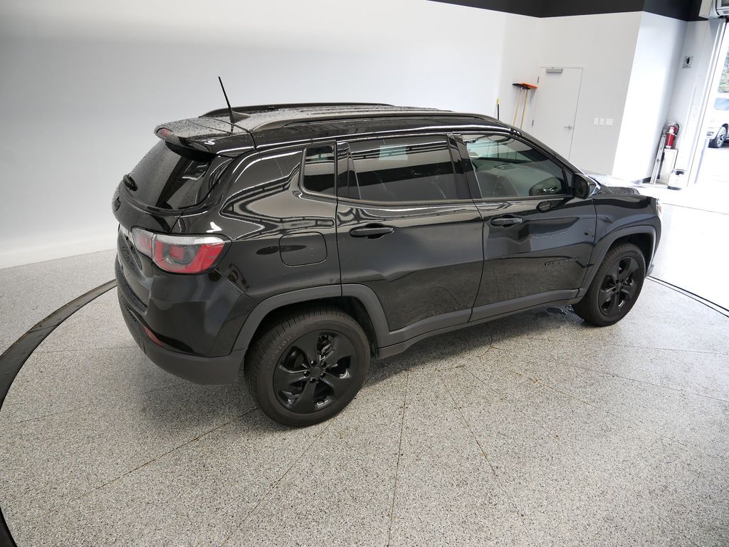 Thumbnail: 2020 Jeep Compass - 19