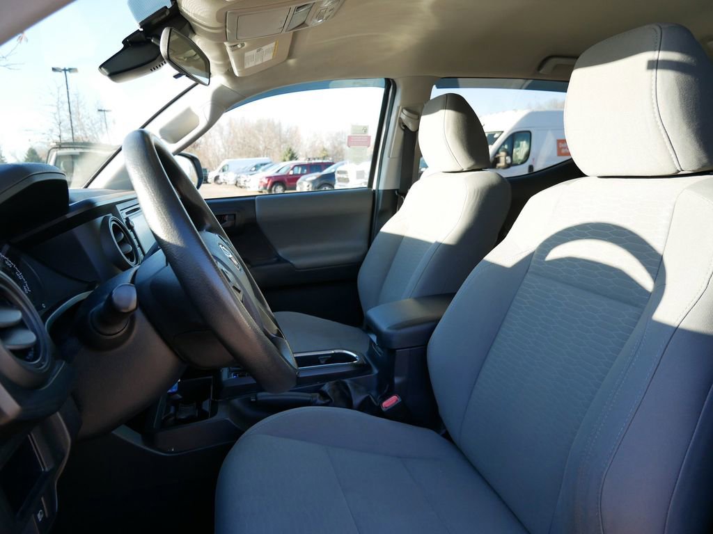 Thumbnail: 2019 Toyota Tacoma - 29