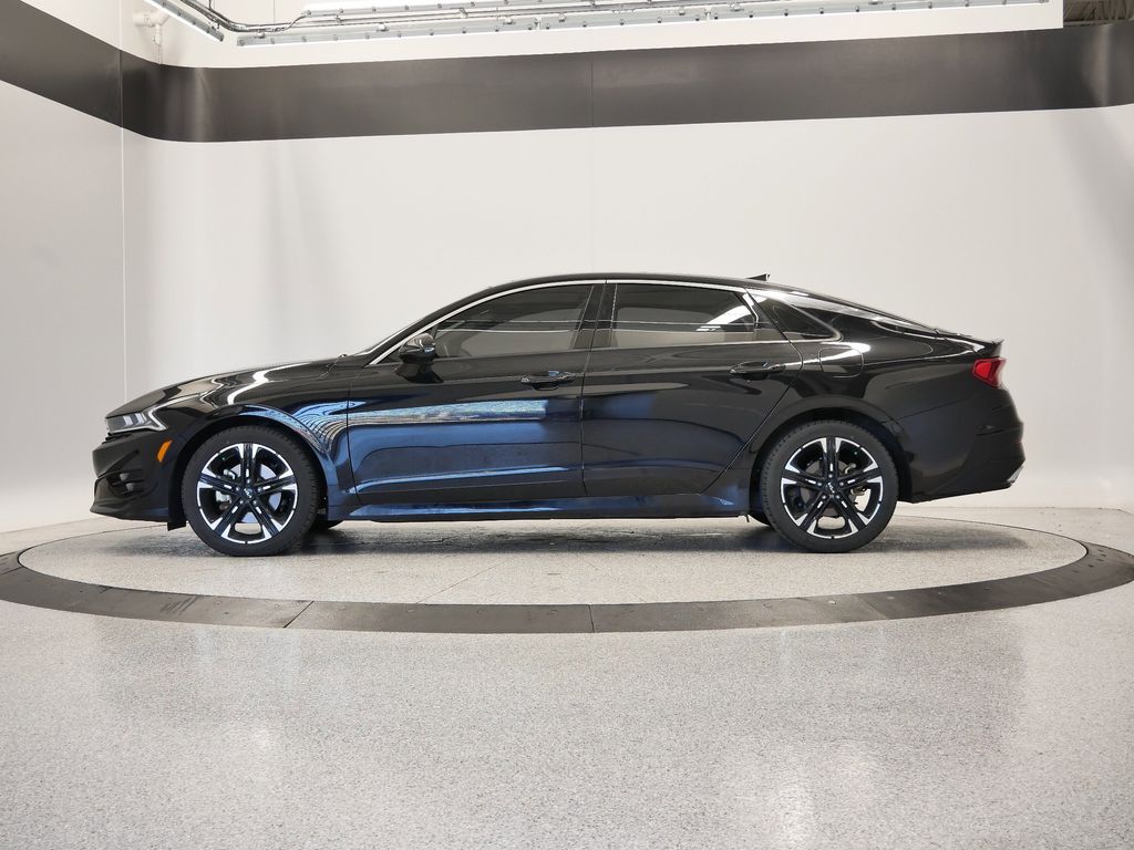 Thumbnail: 2023 Kia K5 - 2