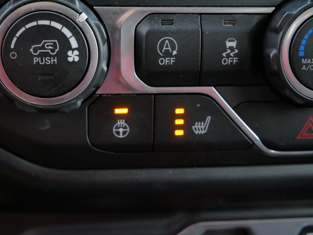 Thumbnail: 2020 Jeep Gladiator - 35