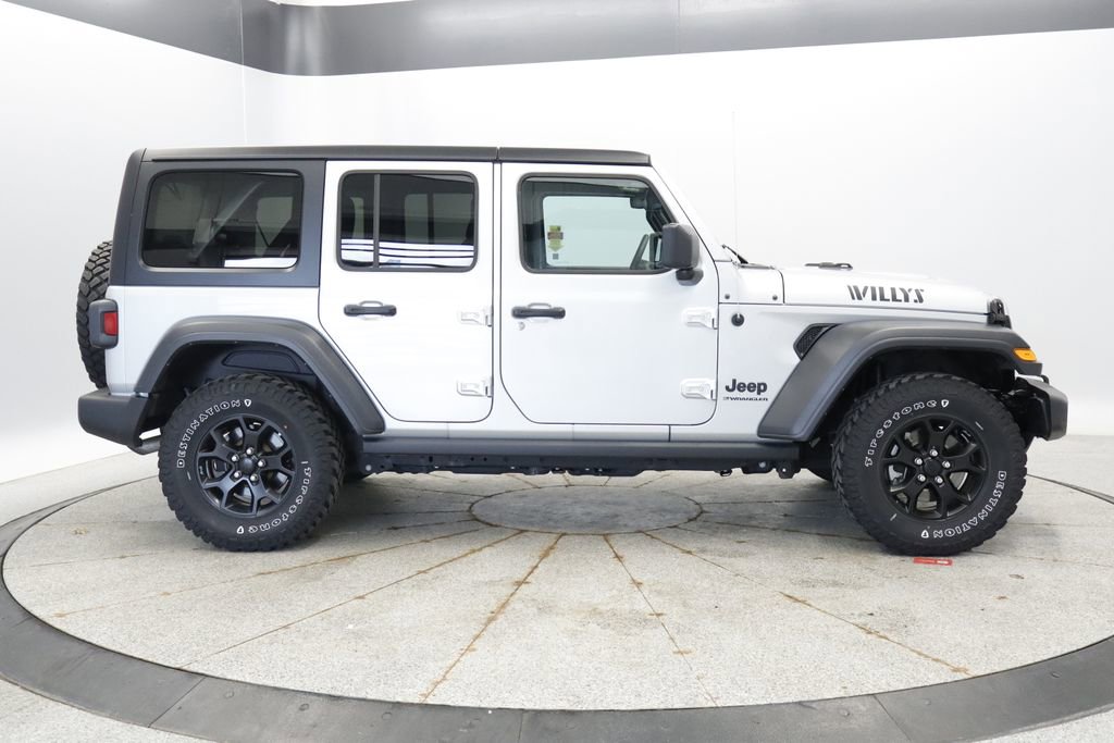Thumbnail: 2023 Jeep Wrangler - 8