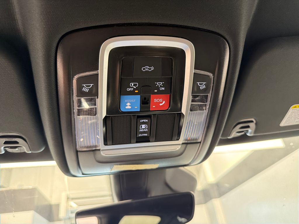 Thumbnail: 2026 RAM 1500 - 35