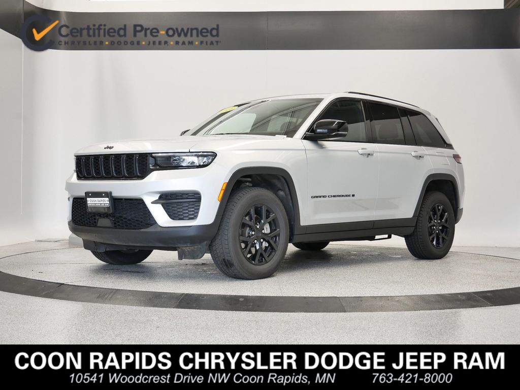 Thumbnail: 2024 Jeep Grand Cherokee - 1