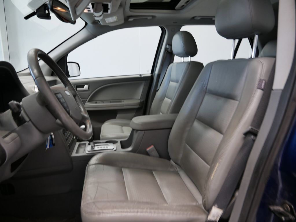 Thumbnail: 2005 Ford Freestyle - 21