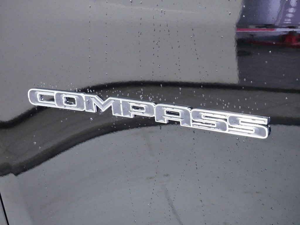 Thumbnail: 2025 Jeep Compass - 17