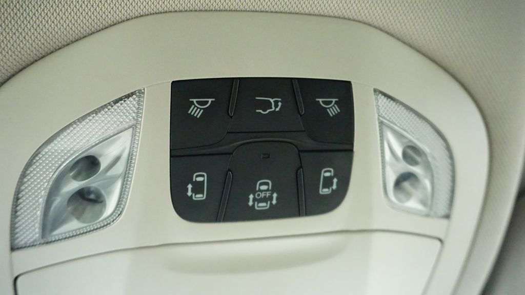 Thumbnail: 2024 Chrysler Pacifica - 38