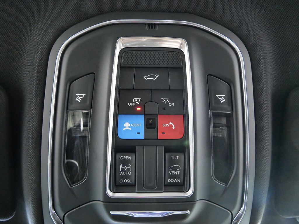 2024 Jeep Grand Cherokee Altitude 51