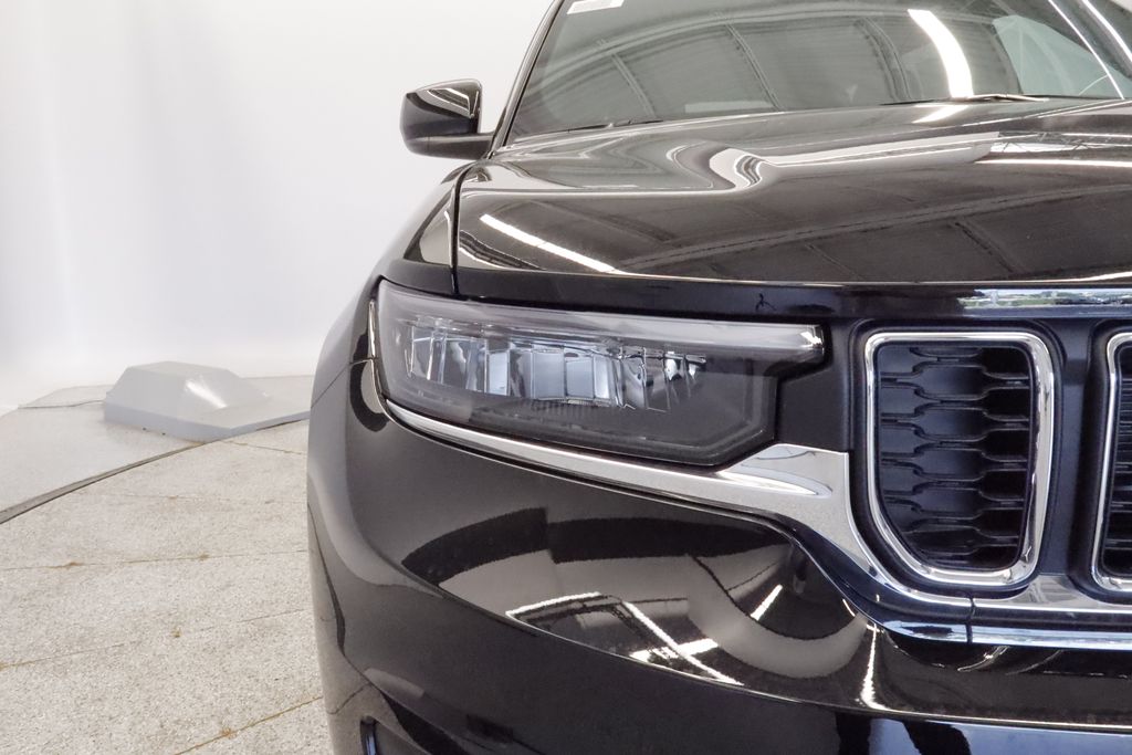 Thumbnail: 2026 Jeep Grand Cherokee L - 3