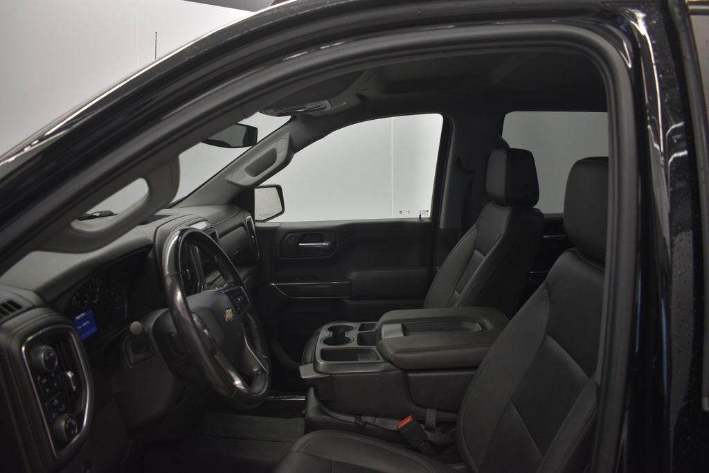 Thumbnail: 2022 Chevrolet Silverado 1500 - 37